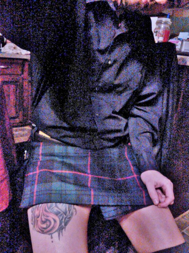 Mini Kilt sitting 2